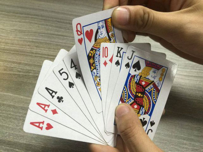 Luôn giữ sự bình tĩnh khi chơi