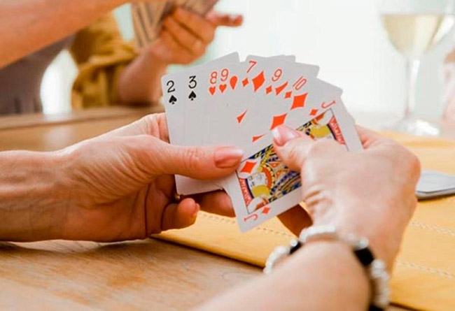 Khi đánh phỏm tá lả cần lưu ý những gì?