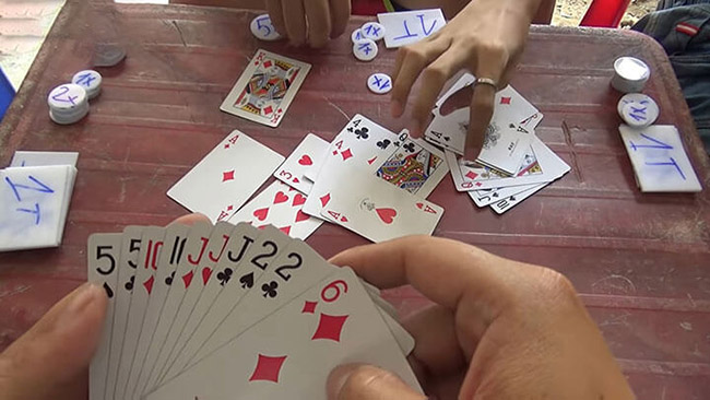 Quy Luật chặn đối với các tập hợp đặc biệt